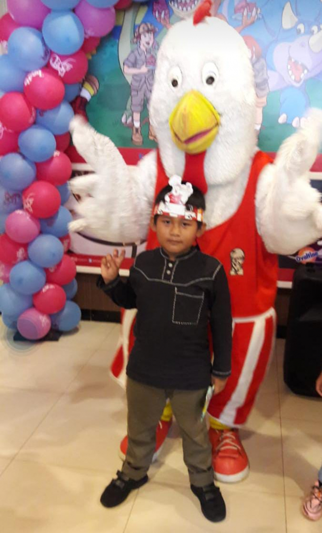 https://aldebaran-riyadi.khitanan.id/dirmember/00000002/farid_santos/photo-13357-9447-l-202404250126.jpg